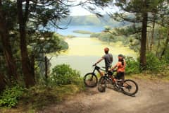 Sete Cidades: Aluguel de E-Bike com GPS e mapa