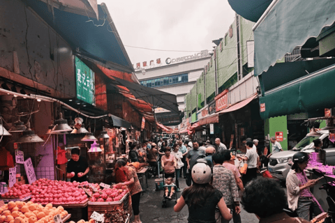 Guangzhou Food Tour: Dim Sum, Markets & Local Culture