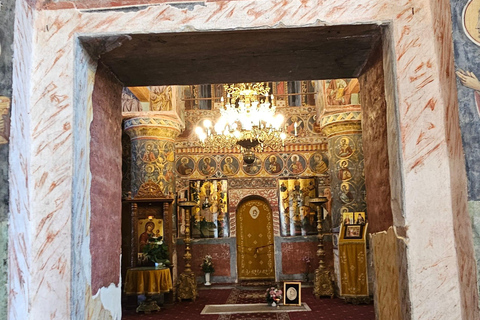 Bucharest: Salt Mine & Dracula's Tomb Day Trip