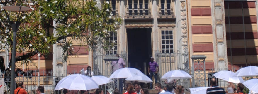 Les plus beaux monuments du centre ville de Fort de France en Vélotaxi