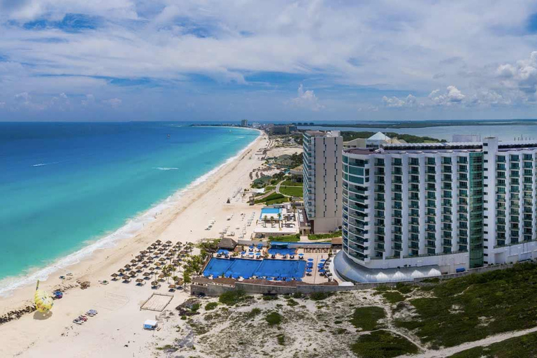 Navette privée Seadust Cancun Family Resort vers l'aéroport CUN
