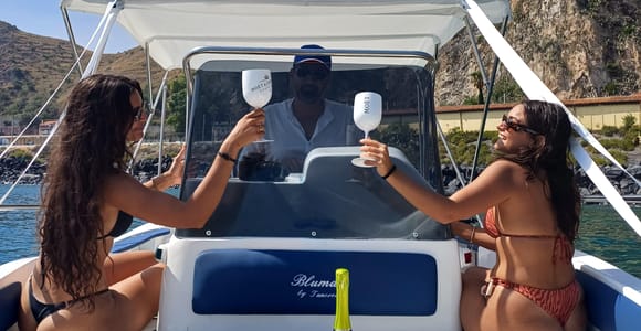 Private boat: private boat tour on the coast of Taormina