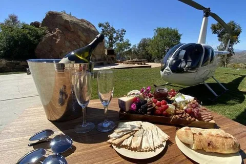 Los Angeles: Privater Tagesausflug mit dem Helikopter ins Versteck