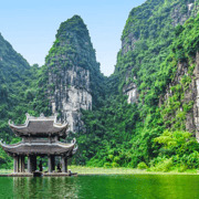 Hanoi: Ninh Binh | Hoa Lu, Trang An, Mua Cave VIP Limousine Hanoi: Ninh Binh | Hoa Lu, Trang An, Mua Cave VIP Limousine