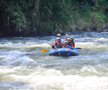Yogyakarta; Advantur Tour Of Rubber Boat Rafting Elo River.