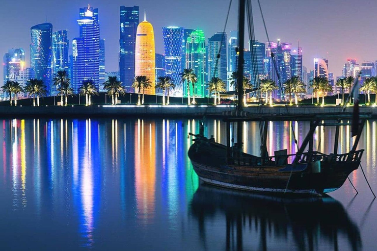 Doha: Traditionelle Dhow-Hafen Tour mit Abholung und Rücktransfer