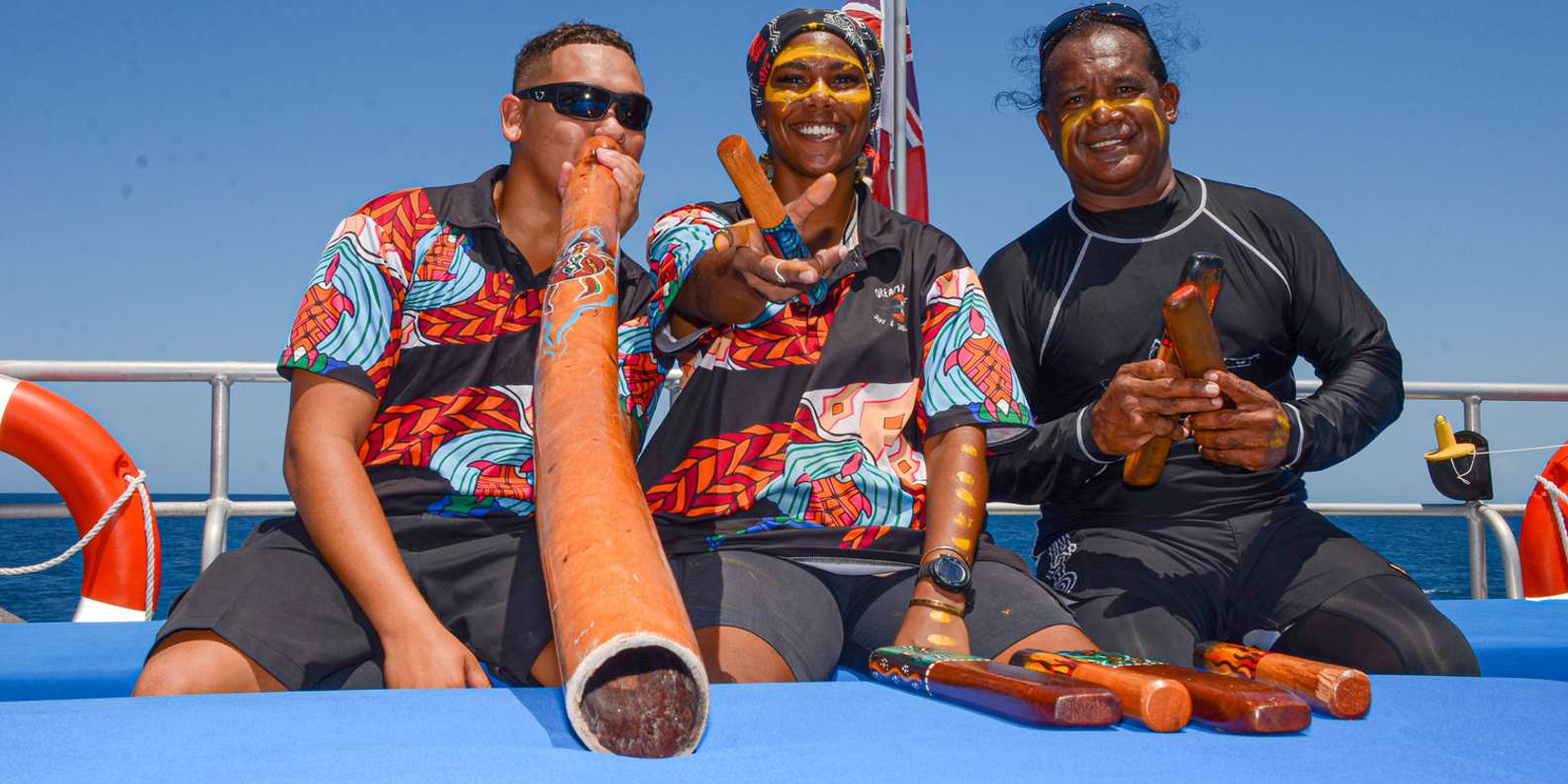 Cairns: Great Barrier Reef Premium Diving Full Day Tour