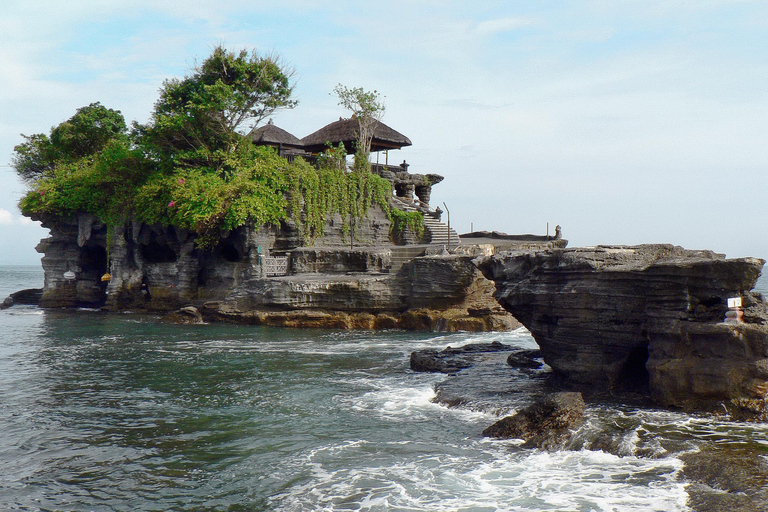 Excursão particular a Bali Melhor cachoeira com o templo de Tanah Lot