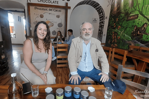 Quito Old Town: Domes, History & Coffee