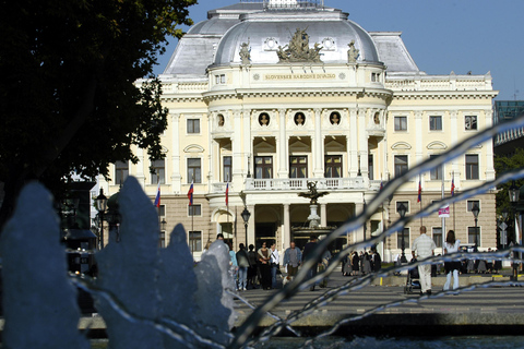 Vienna: Budapest & Bratislava Two Capitals Day Trip