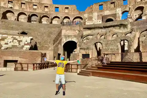 Kolosseum Arena Guided Tour mit Forum Romanum Option