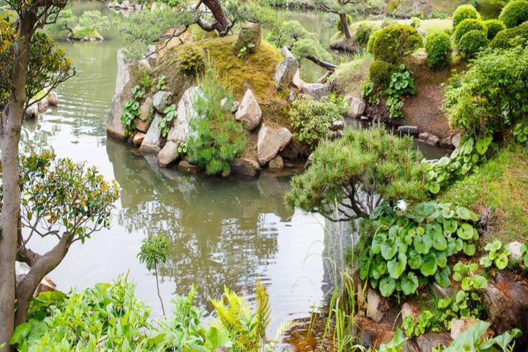 Hiroshima: Private Tour with Miyajima and Peace Park