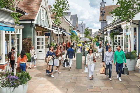 London till Oxford &amp; Bicester Village Tur och retur8-sitsig Mercedes Vito