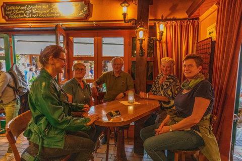 Hannover: Culinary Walking Tour Downtown + Old Town