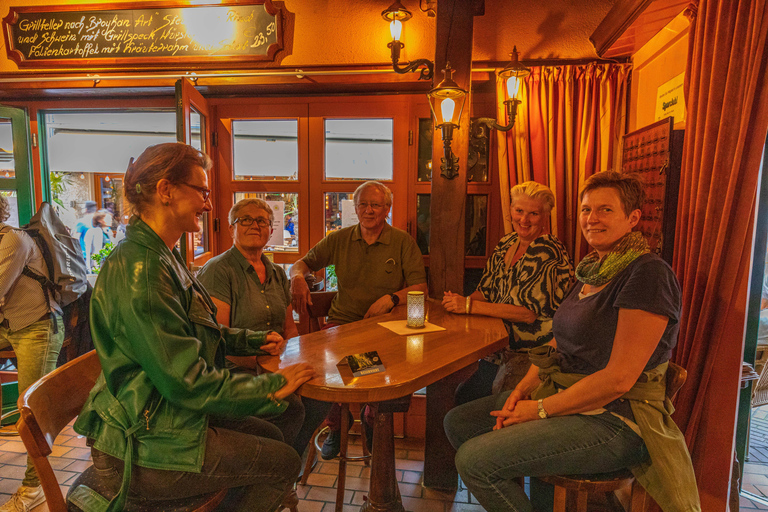 Hannover: Culinary Walking Tour Downtown + Old Town