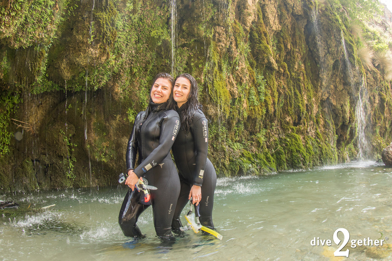 Passeio com snorkel nas cachoeiras de Kourtaliotiko PlakiasViagem de mergulho com snorkel para as cachoeiras de Kourtaliotiko Plakias