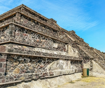 Mexico : journée à Teotihuacan et Tlatelolco en monospace