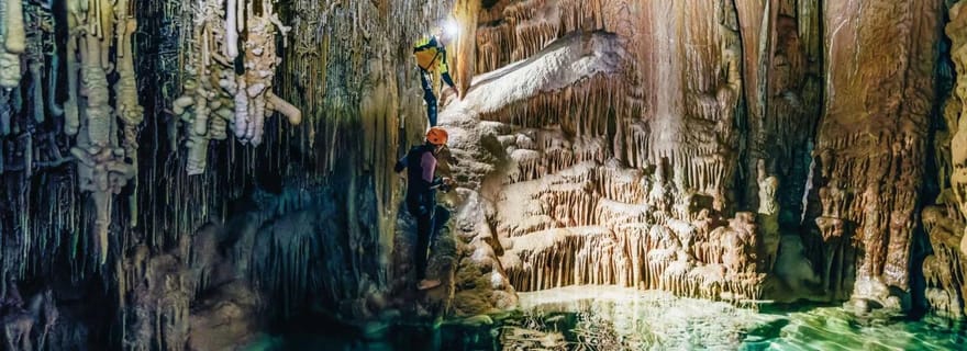 Majorque : aventure dans les grottes marines de la Cova de Coloms