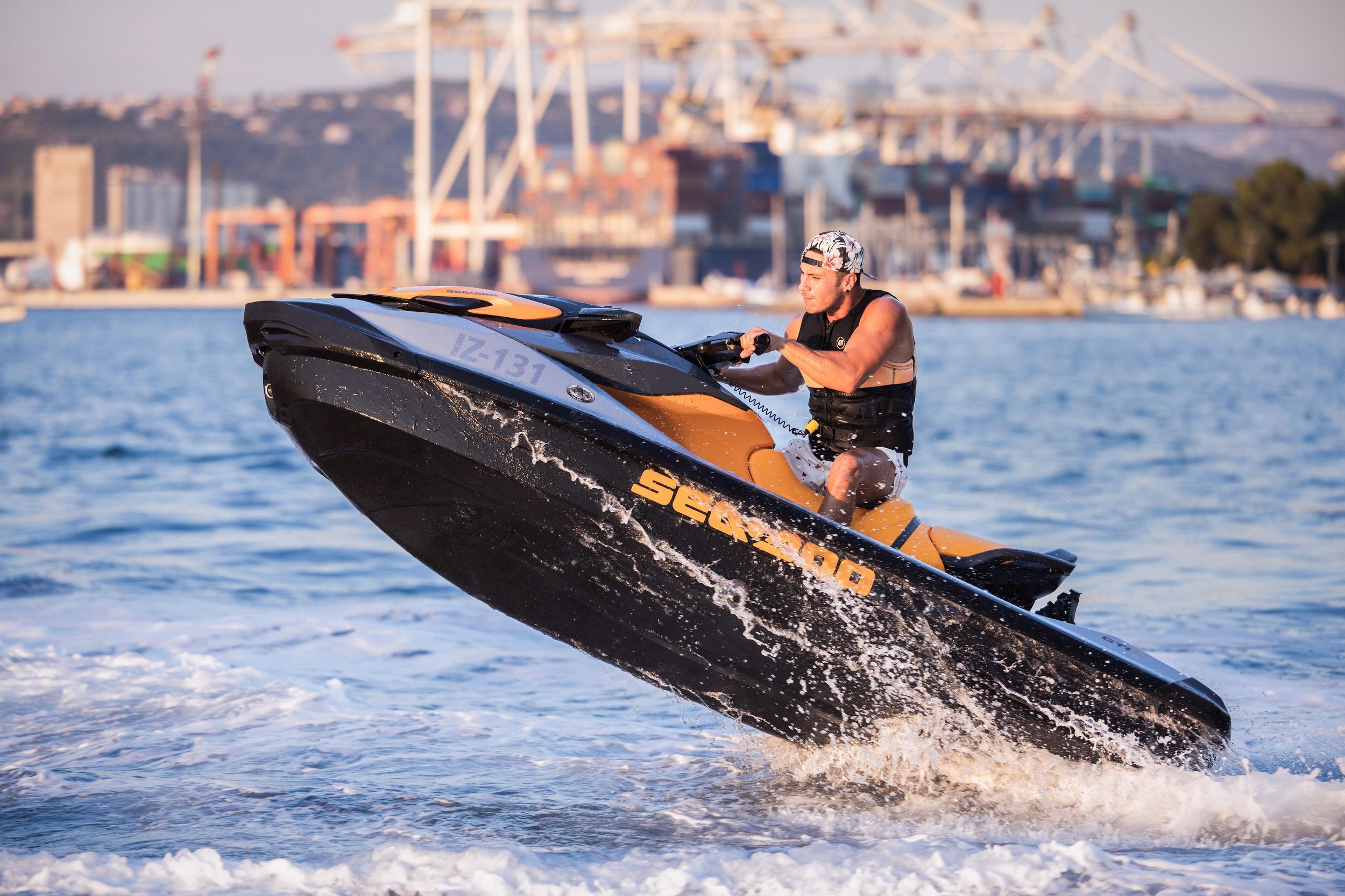 Izola: Jet-Ski-Verleih mit verschiedenen Geschwindigkeitsoptionen