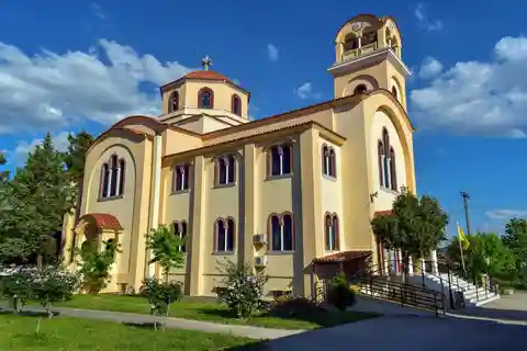 Volos private guided city tour