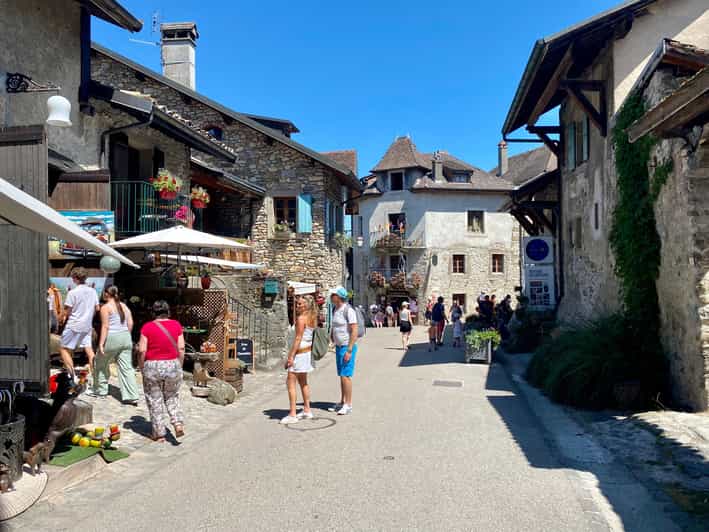 A guided tour of the medieval village of Yvoire | GetYourGuide