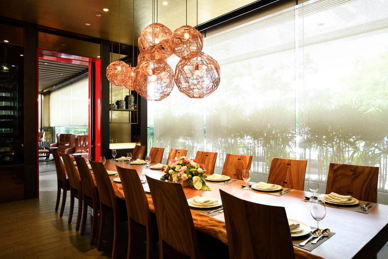 Bangkok: Thai Cuisine Dinner Package at Saneh Jaan Sharing Set for 2 People