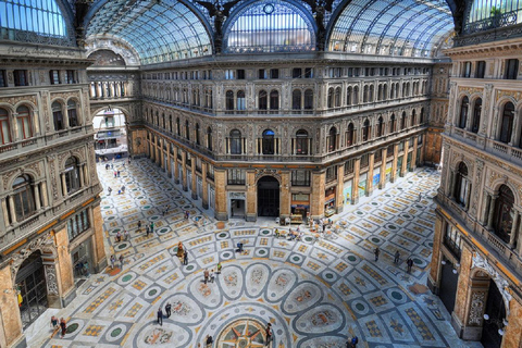 Naples: walk through the city's alleys with local guide Naples: walk through the alleys of the city with local guide