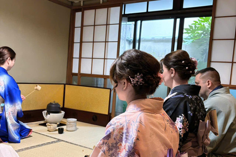 Kyoto: Kimono, Tea Ceremony with Japanese Garden and Studio Kimono Rental with Tea Ceremony