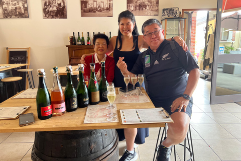 من ريمس/إبيرناي: تجربة الطعام والشمبانيامن إيبرناي: تجربة الطعام والشمبانيا