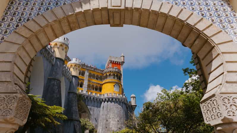 Desde Lisboa: Sintra, Pena, Regaleira, Cabo da Roca y Cascais.