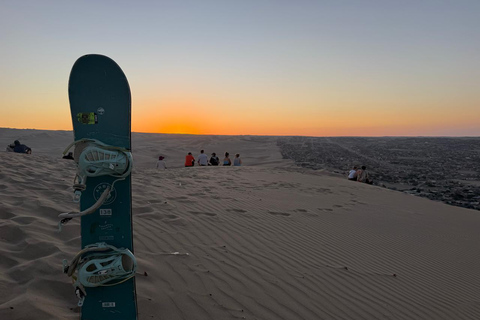 Huacachina: Hike to the top and enjoy sandboarding at sunset
