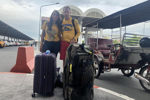 Excellente façon de découvrir Phnom Penh avec un chauffeur anglophone