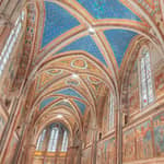 Assisi: ingresso alla Basilica di San Francesco con audioguida