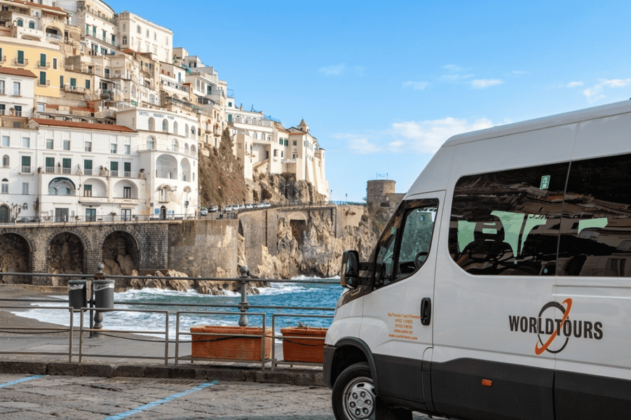 Positano, Amalfi & Ravello: Express-Tour ab Neapel. Foto: GetYourGuide