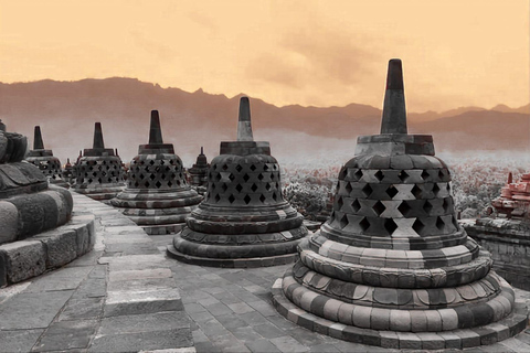 Yogyakarta: Zonsopgang setumbu, Borobudur en Prambanan Tour