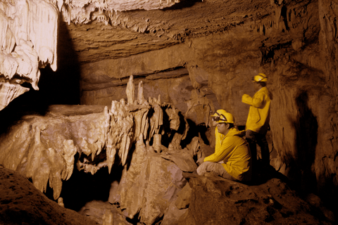 Le gouffre caché de Tarapoto - Exploration de la grotte de Palestine