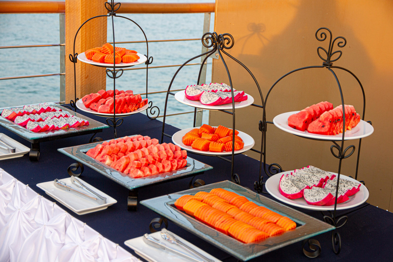 Pattaya Oriental Atlantis Buffet and Show Plus VIP Seat (Shared Table)