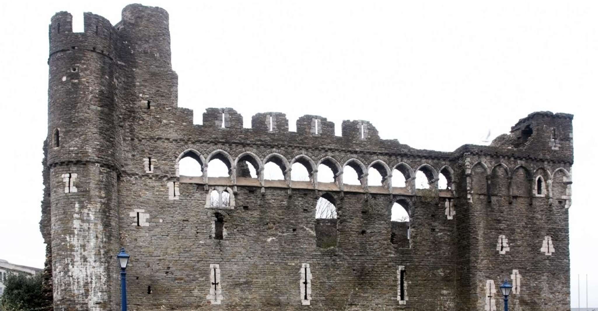 Swansea's Charms, History, Culture & Coastal Beauty - Hizvo