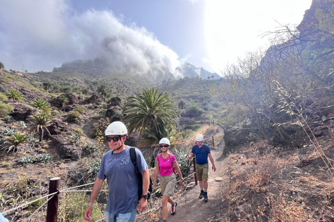 Masca Gorge Guided Hike + Boat Ride + Transport