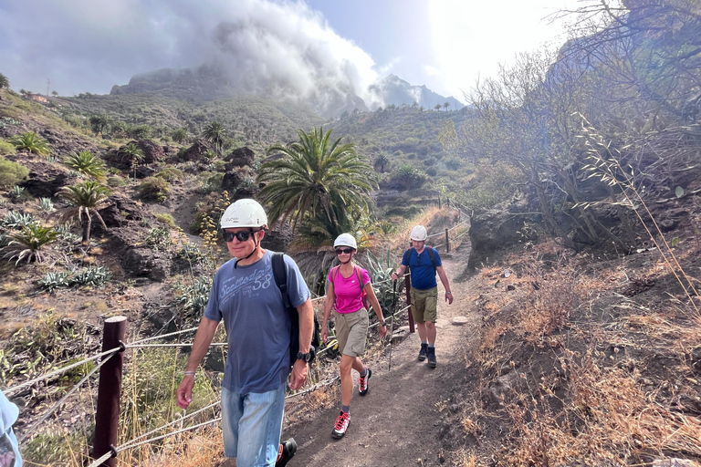 Masca Gorge Guided Hike + Boat Ride + Transport