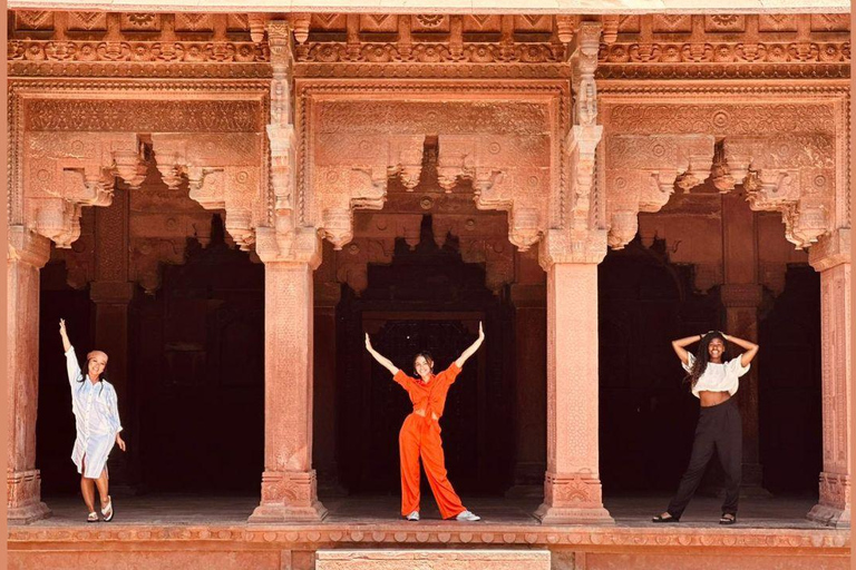 Agra: Taj Mahal & Agra Fort Tour met Skip-The-Line toegangPrivé rondleiding vanuit Agra - alleen met gids