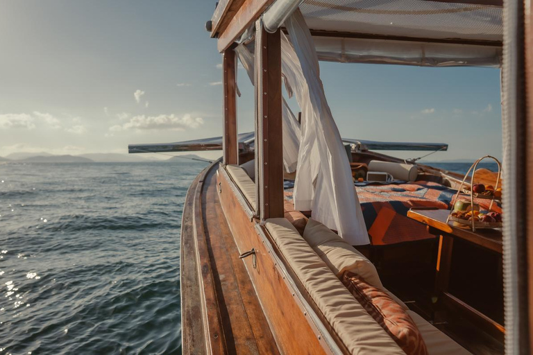 Krabi: Passeio de barco de luxo de 7 ilhas com mergulho com snorkel