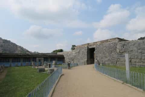 おすすめティルヴァンナーマライ観光スポット | ゲットユアガイド