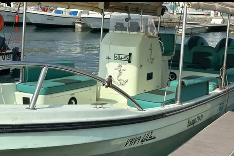 Jeddah: Red Sea Boat Rental with Crew and Water Activities