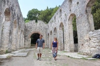 Saranda, Butrint, Blue Eye, Ksamil et Lekuresi Castle Tour - Housity