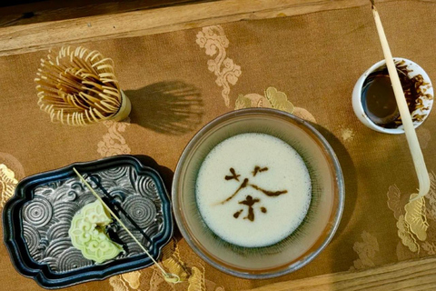 Guangzhou: Shamian Island Walk and Zen Tea Masterclass