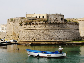 Ostuni: escursione di un giorno a Lecce e Gallipoli con trasferimento