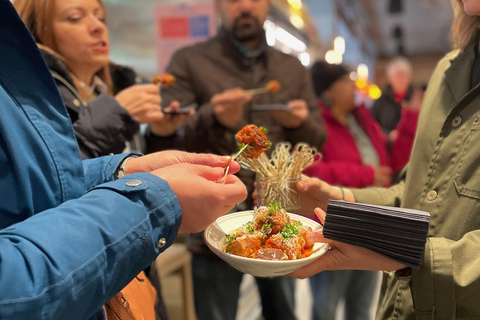 كارديف: جولة طعام نكهات المدينة مع مرشد سياحي تتضمن 8 تجارب تذوقكارديف: جولة طعام نكهات المدينة مع م