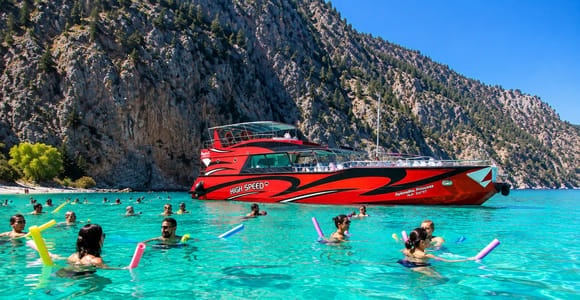Rhodes : bateau rapide vers Symi et la baie de Saint-Georges