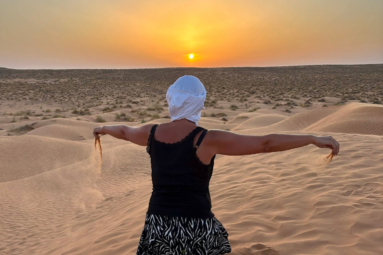 From Djerba: Desert Camp & Amazigh Villages Tour with Dinner